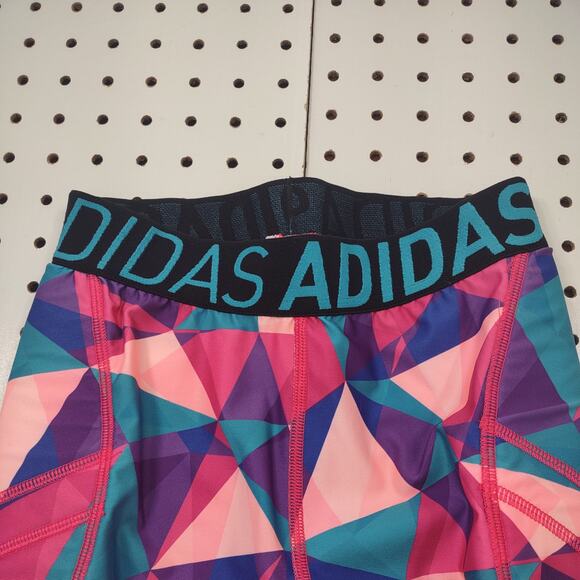 Adidas Colorful Geometric Sliding Shorts, Size Kids Medium - Picture 4 of 9